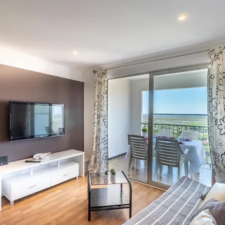 Goldhome - Karina Apartment Empuriabrava