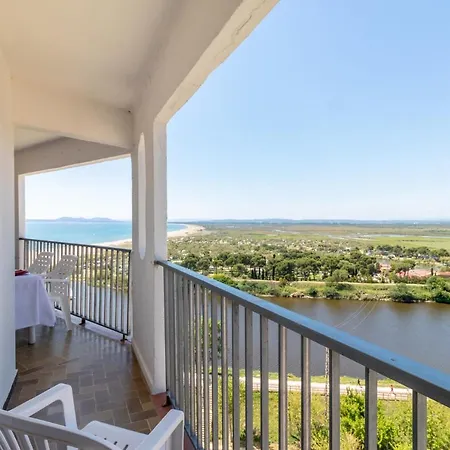 Goldhome - Karina Apartment Empuriabrava